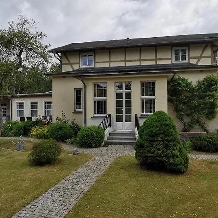 Kaiserbad - Lauschiges Achtern Ferienhaus *