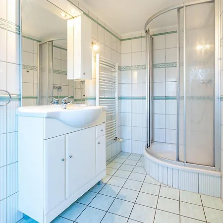 Kaiserbad-heringsdorf-lauschiges-ferienhaus-achtern *